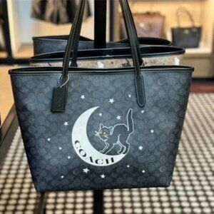 💕💕City Tote In Signature Canvas With Halloween Graphic Bag Purse